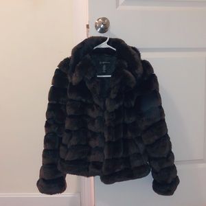 INC International fauxfur brown/black short jacket